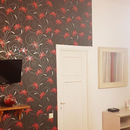 Hospitality Centrum - Nicolae Iorga Bucureşti Cameră foto